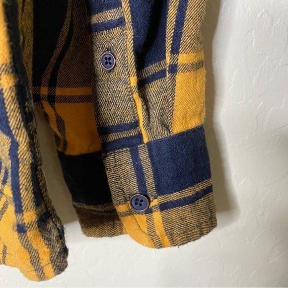 Urban Pipeline Yellow and Black Button Down Flannel Shirt Boys Size L - Picture 7 of 7